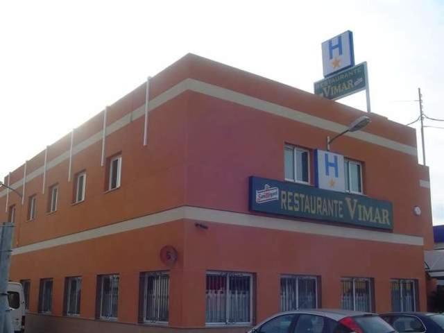 Hostal Restaurante El Roser La Llosa Extérieur photo